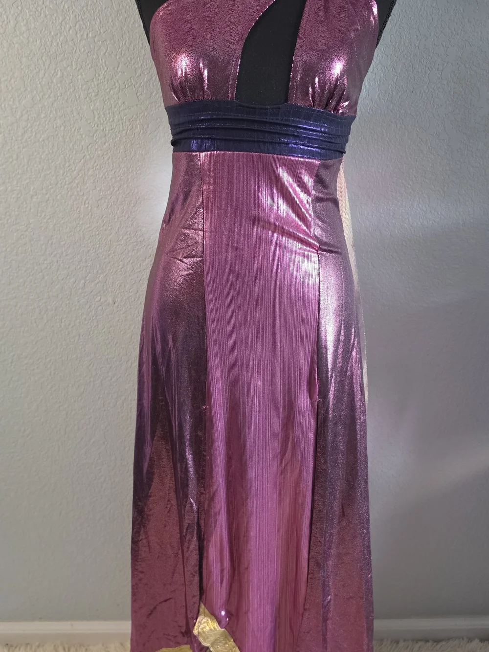 Women's 3 Pc Amethyst Goddess Costume With Sash and Headband - Picture 6 of 11